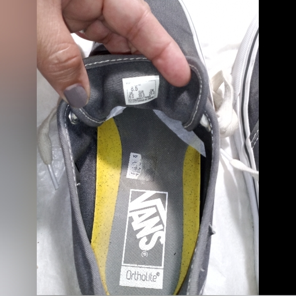 Vans Gray and White Canvas Sneakers Low-Top - Picture 2 of 10